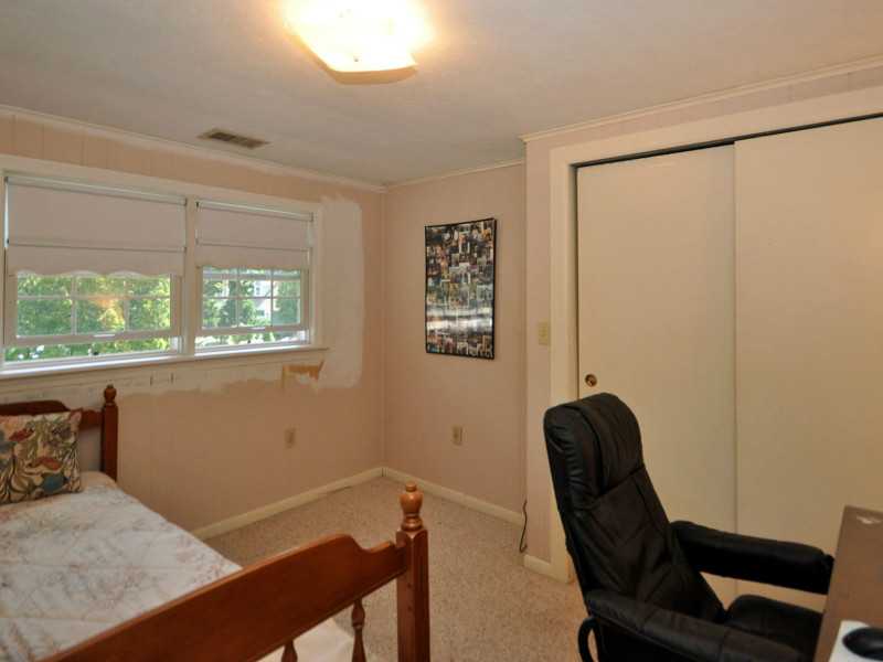 139 Cedar Island Road Narragansett, RI 02882 - Photo 13 of 22 Bedroom.