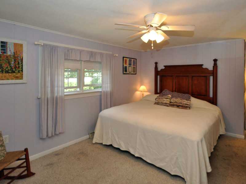 139 Cedar Island Road Narragansett, RI 02882 - Photo 10 of 22 Bedroom.