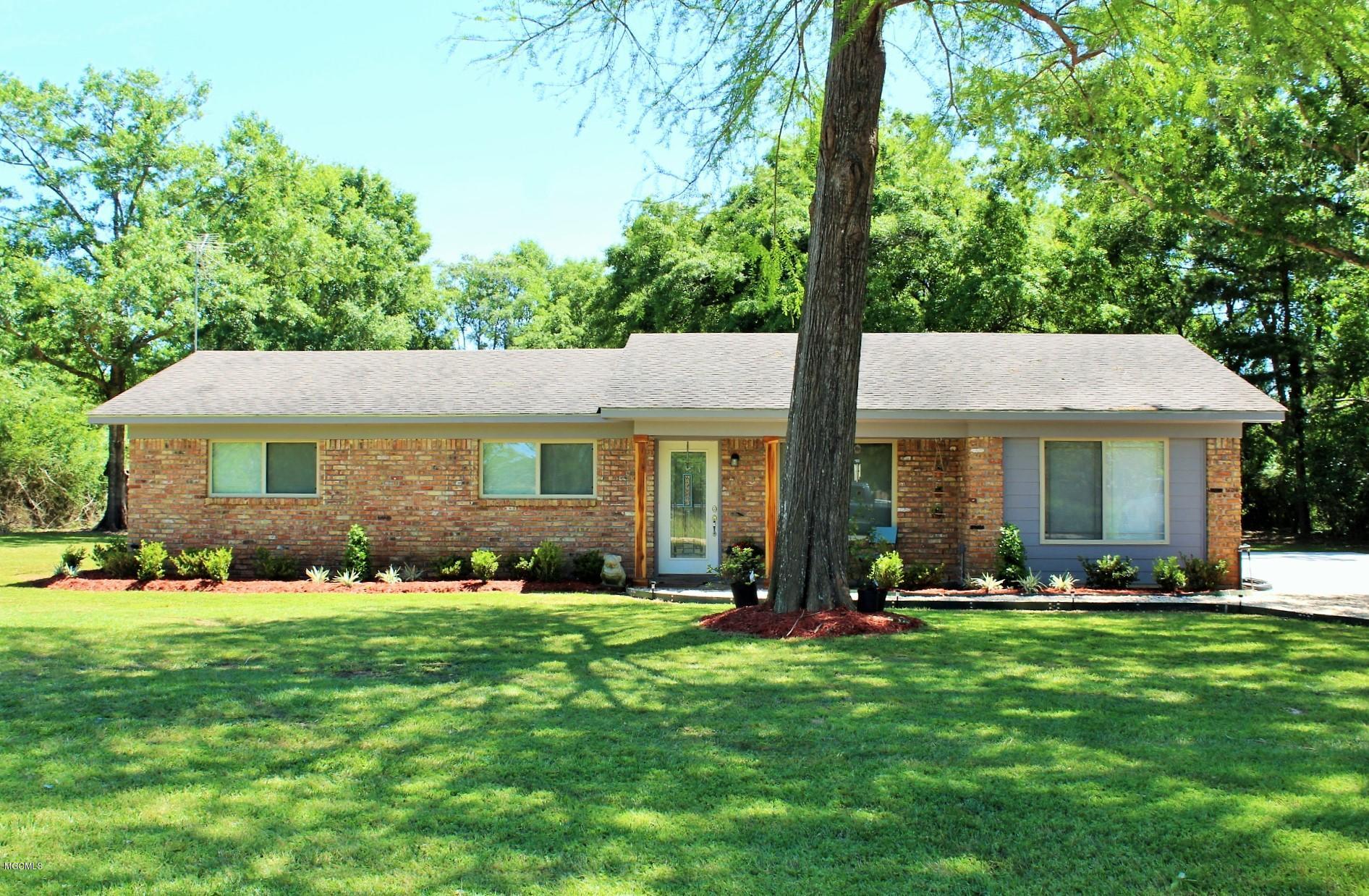 132 Hascal Gunter Road Lucedale, MS 39452 - Photo 1 of 36 Primary Photo
