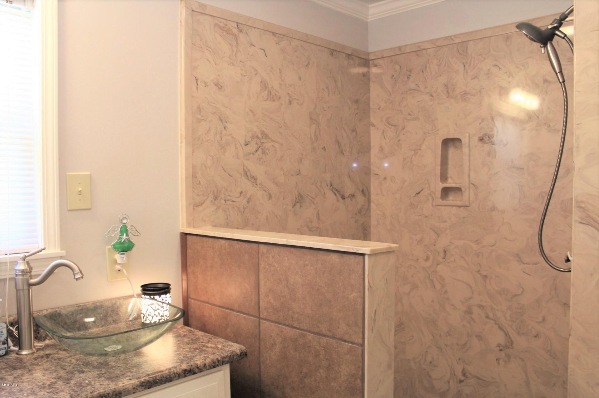132 Hascal Gunter Road Lucedale, MS 39452 - Photo 22 of 36 22-Master Bathroom