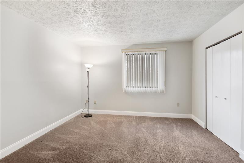 3272 Niagara Square, Unit 122 Pittsburgh, PA 15213 - Photo 14 of 25 Gallery Image 14