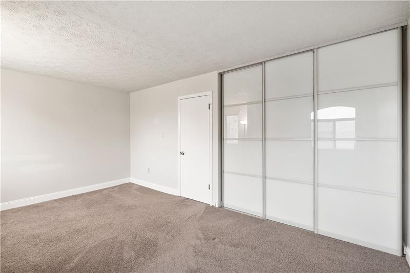 3272 Niagara Square, Unit 122 Pittsburgh, PA 15213 - Photo 24 of 25 Gallery Image 24
