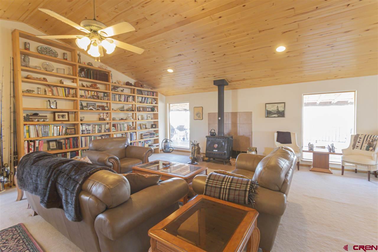 959 1200th Road Delta, CO 81416 - Photo 18 of 34 a living room with furniture