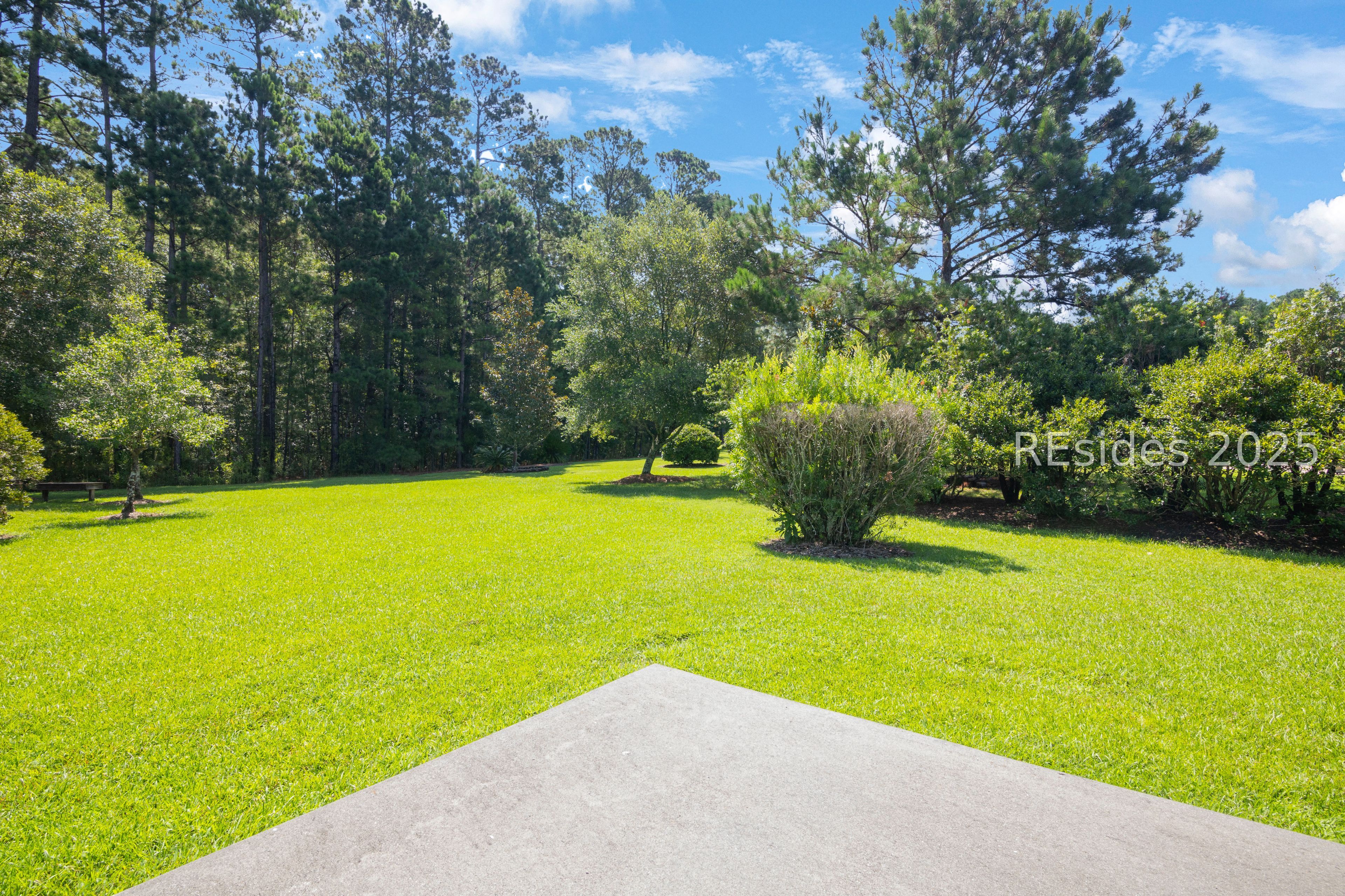 20 Daffodil Court Bluffton, SC 29909 - Photo 27 of 46