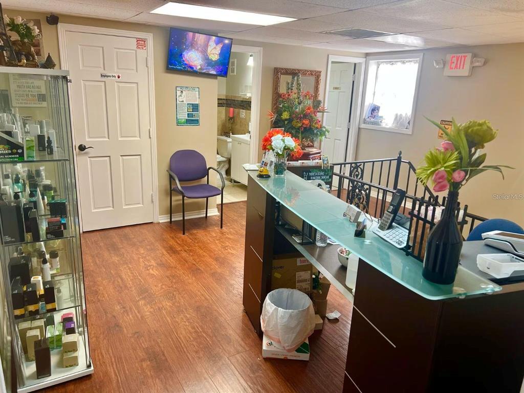 5519 Hanley Road Tampa, FL 33634 - Photo 13 of 30