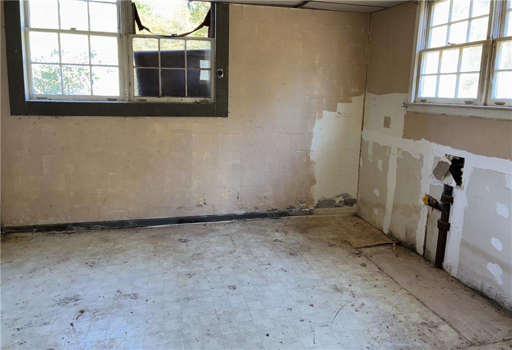 2492 Tucker Mill Road Southwest Conyers, GA 30094 - Photo 17 of 19