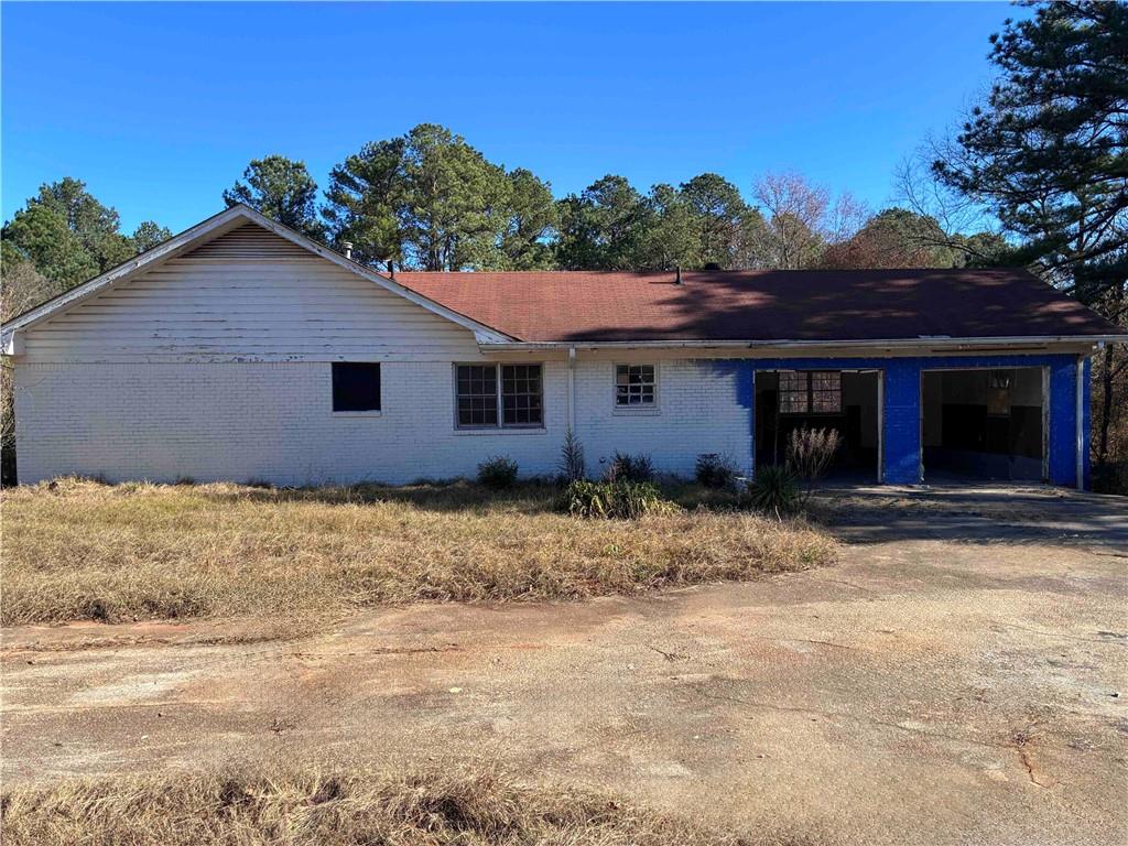 2492 Tucker Mill Road Southwest Conyers, GA 30094 - Photo 3 of 19