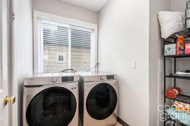 $310,000 | 1411 Union Avenue Northeast, Grand Rapids, MI 49505