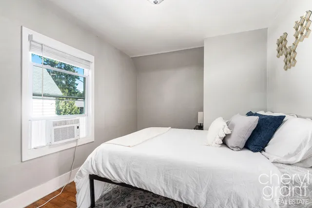 $310,000 | 1411 Union Avenue Northeast, Grand Rapids, MI 49505