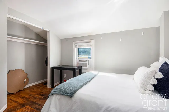 $310,000 | 1411 Union Avenue Northeast, Grand Rapids, MI 49505