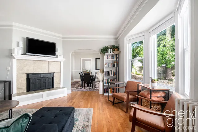 $310,000 | 1411 Union Avenue Northeast, Grand Rapids, MI 49505