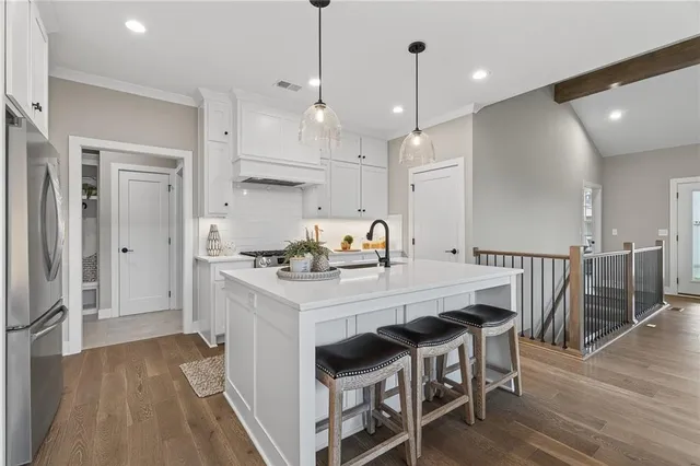 $578,025 | 8217 Aurora Street, Lenexa, KS 66220