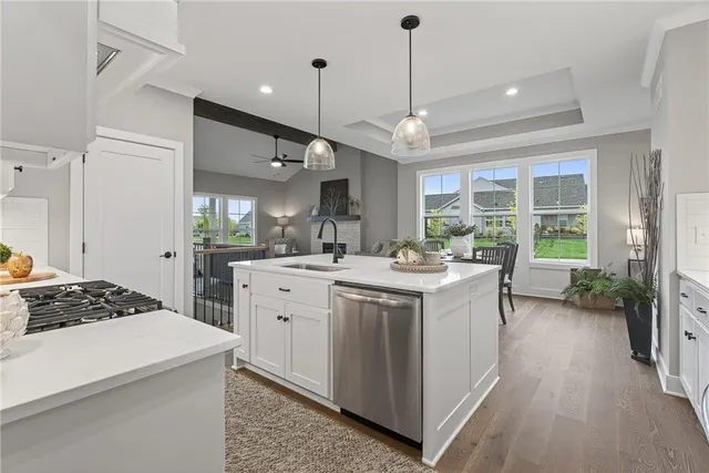 $578,025 | 8217 Aurora Street, Lenexa, KS 66220