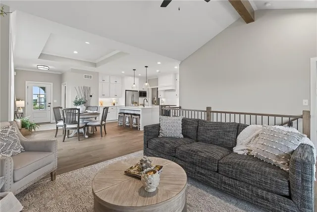 $578,025 | 8217 Aurora Street, Lenexa, KS 66220