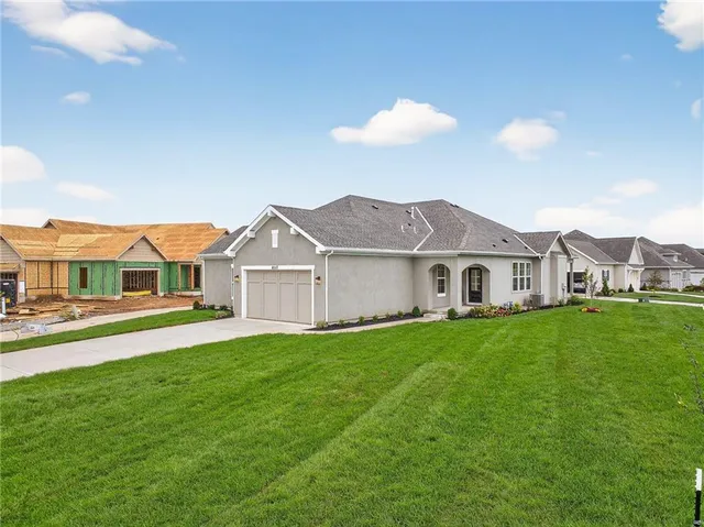 $578,025 | 8217 Aurora Street, Lenexa, KS 66220