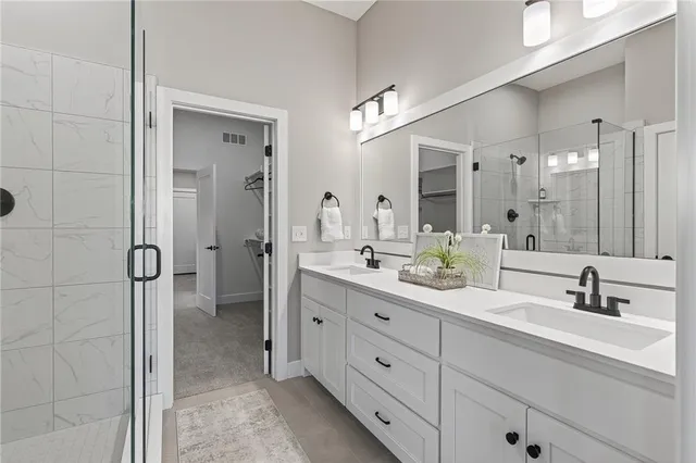 $578,025 | 8217 Aurora Street, Lenexa, KS 66220