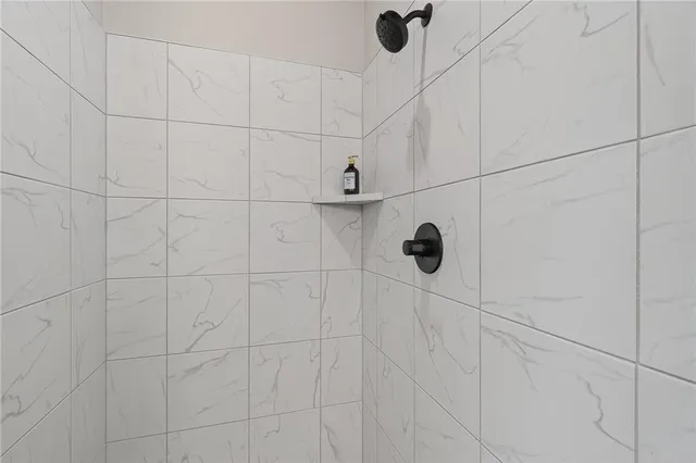 $578,025 | 8217 Aurora Street, Lenexa, KS 66220