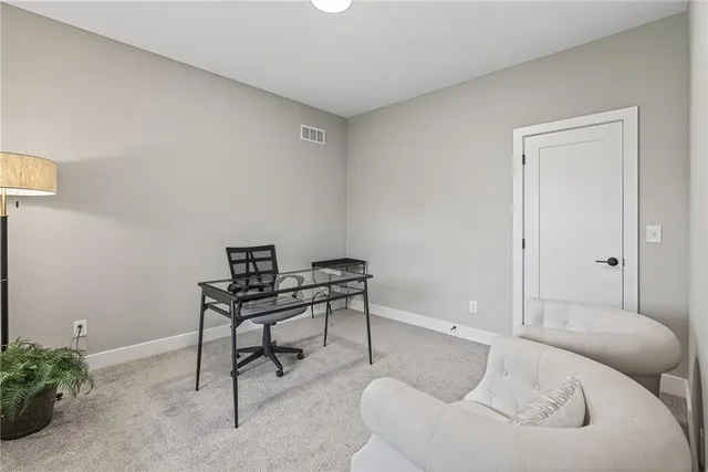 $578,025 | 8217 Aurora Street, Lenexa, KS 66220