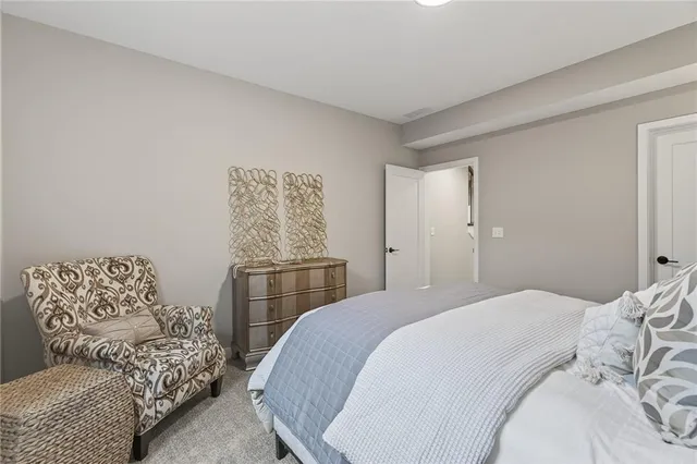 $578,025 | 8217 Aurora Street, Lenexa, KS 66220