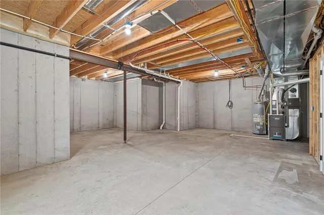 $578,025 | 8217 Aurora Street, Lenexa, KS 66220