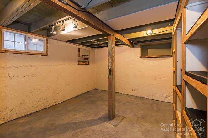 1668 Northwest Awbrey Road Bend, OR 97703 - Photo 21 of 23 Additional Photo