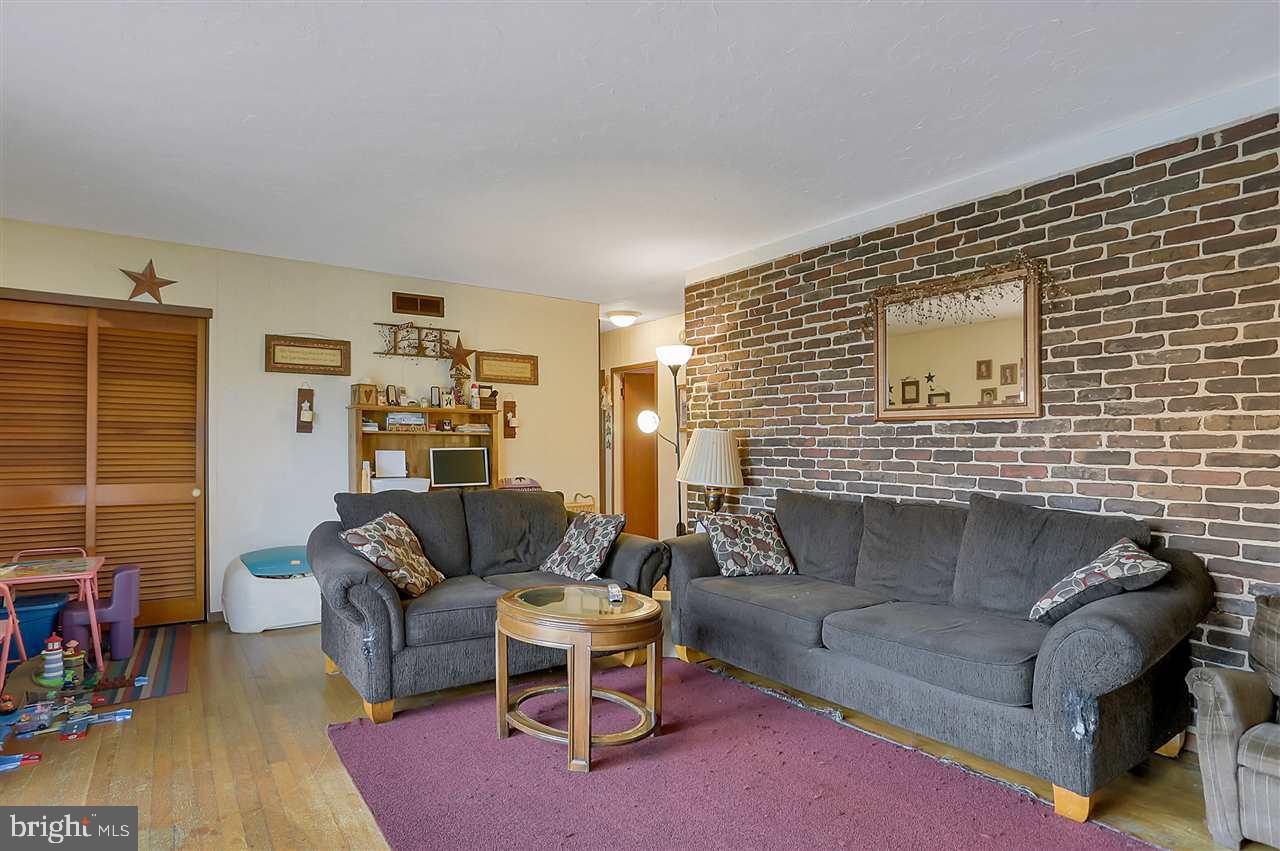 5194 East Prospect Road York, PA 17406 - Photo 14 of 25