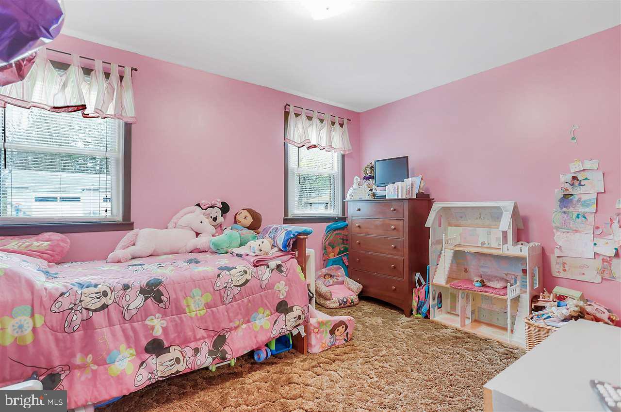 5194 East Prospect Road York, PA 17406 - Photo 17 of 25