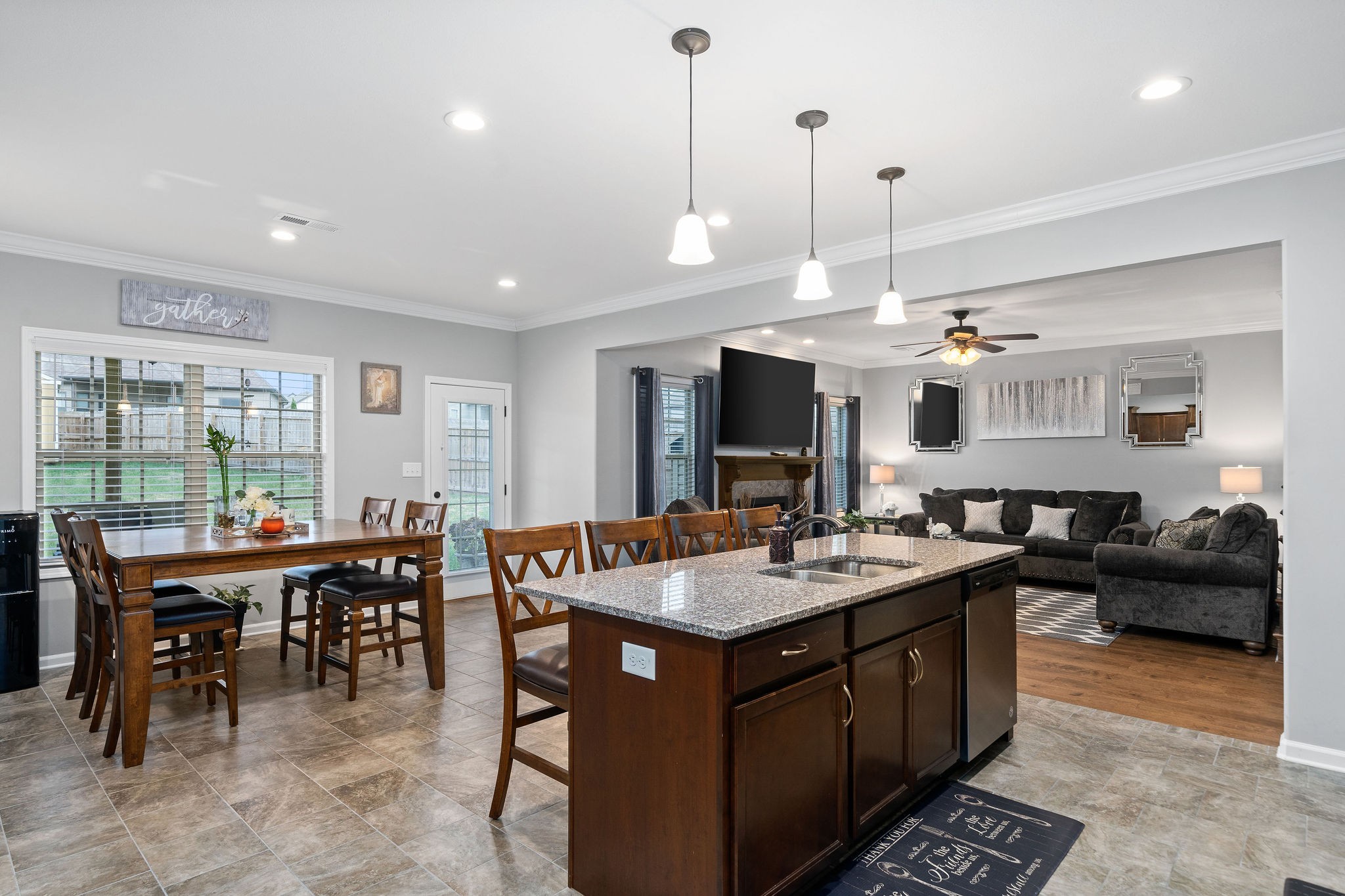 1566 Raven Road Clarksville, TN 37042 - Photo 14 of 33 Gallery Image 14