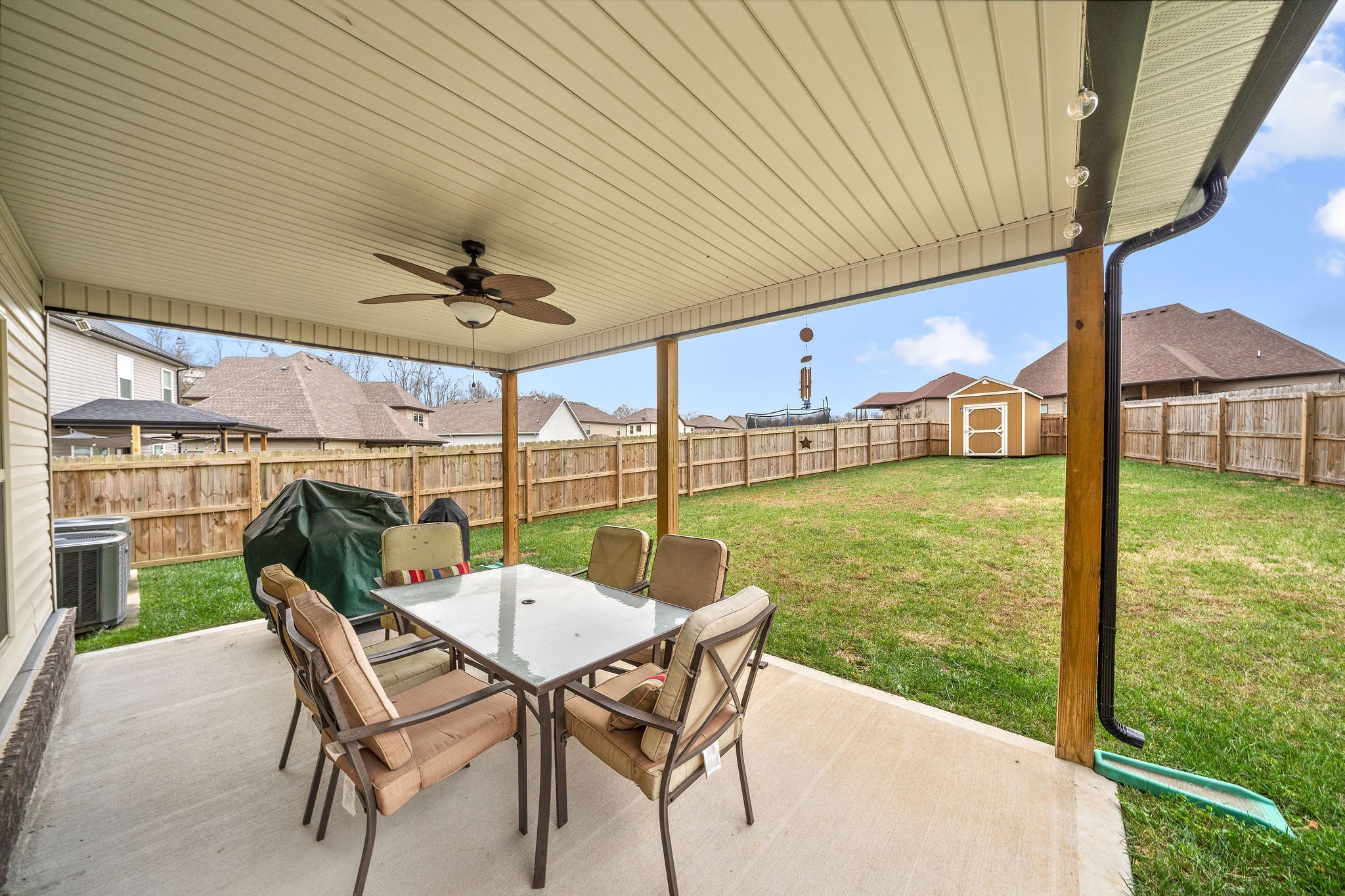1566 Raven Road Clarksville, TN 37042 - Photo 30 of 33 Gallery Image 30