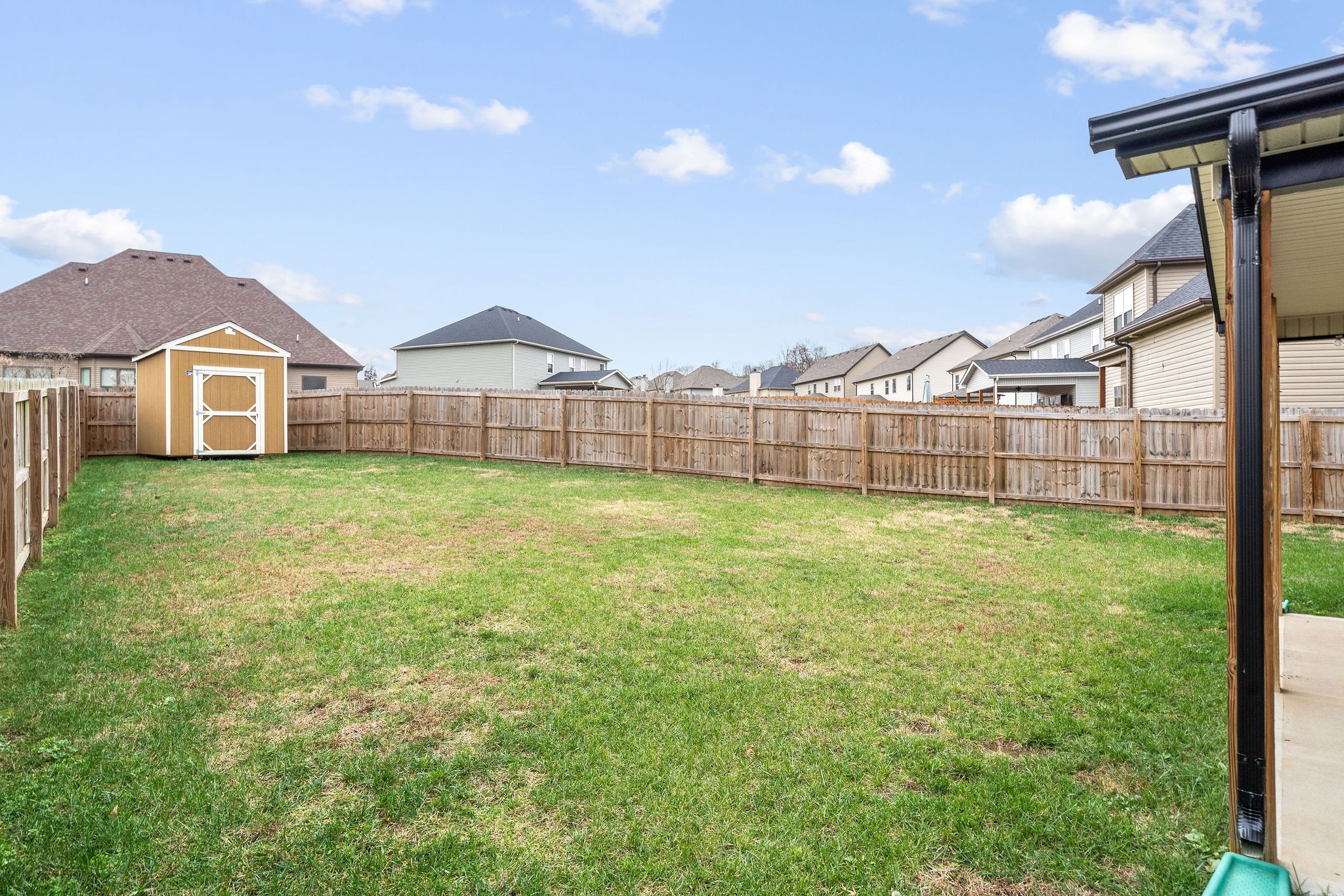 1566 Raven Road Clarksville, TN 37042 - Photo 32 of 33 Gallery Image 32
