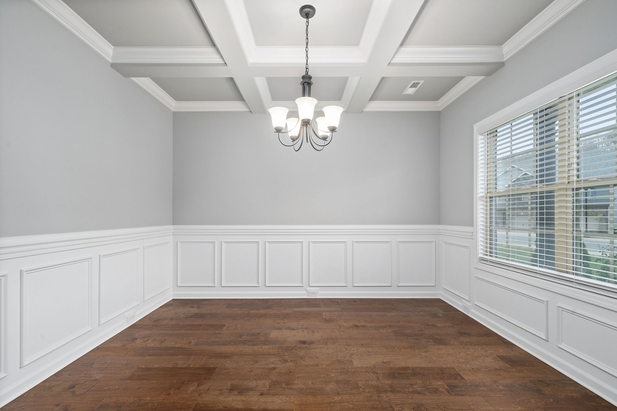 1566 Raven Road Clarksville, TN 37042 - Photo 5 of 33 Gallery Image 5