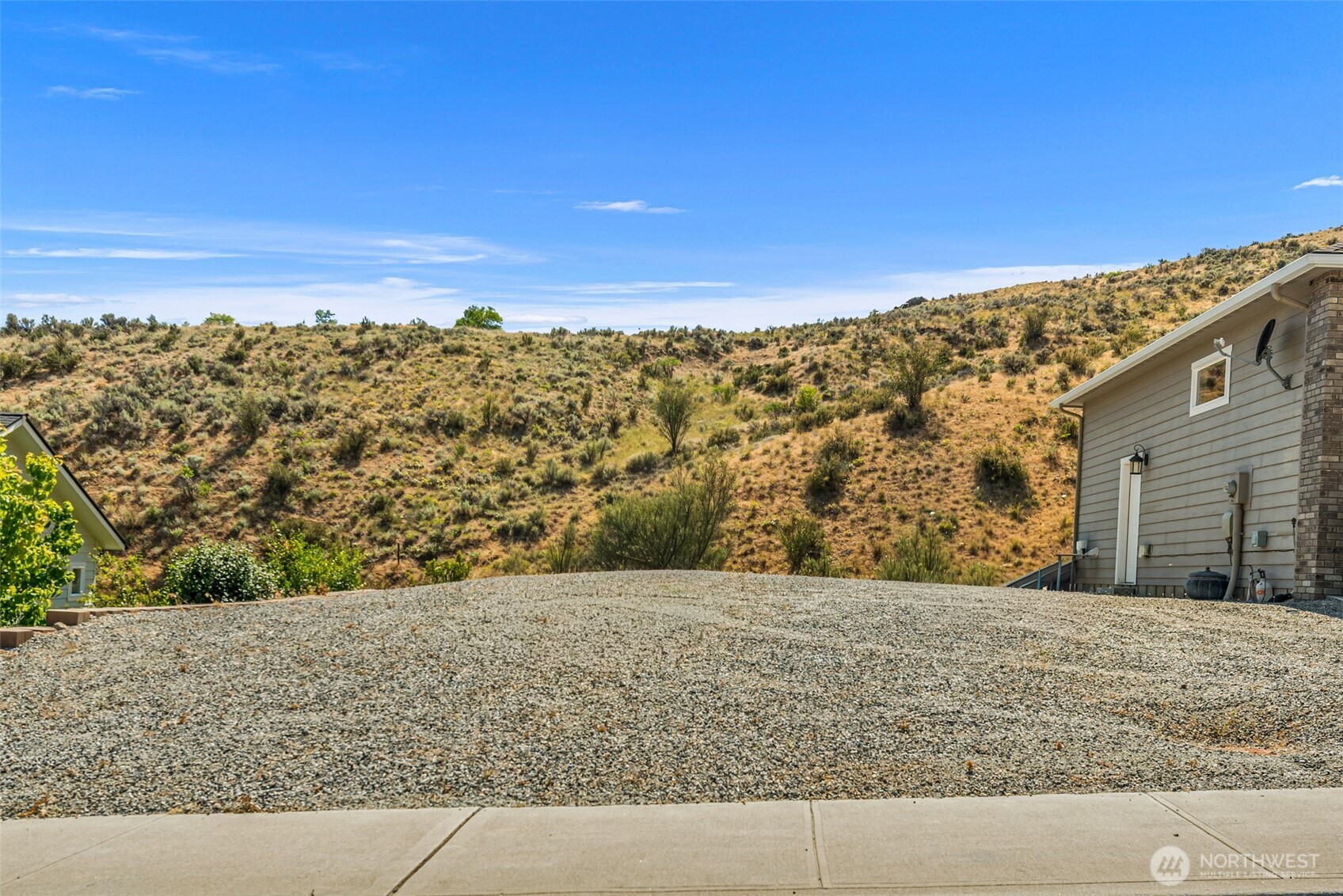 9973 Saska Way Entiat, WA 98822 - Photo 4 of 26
