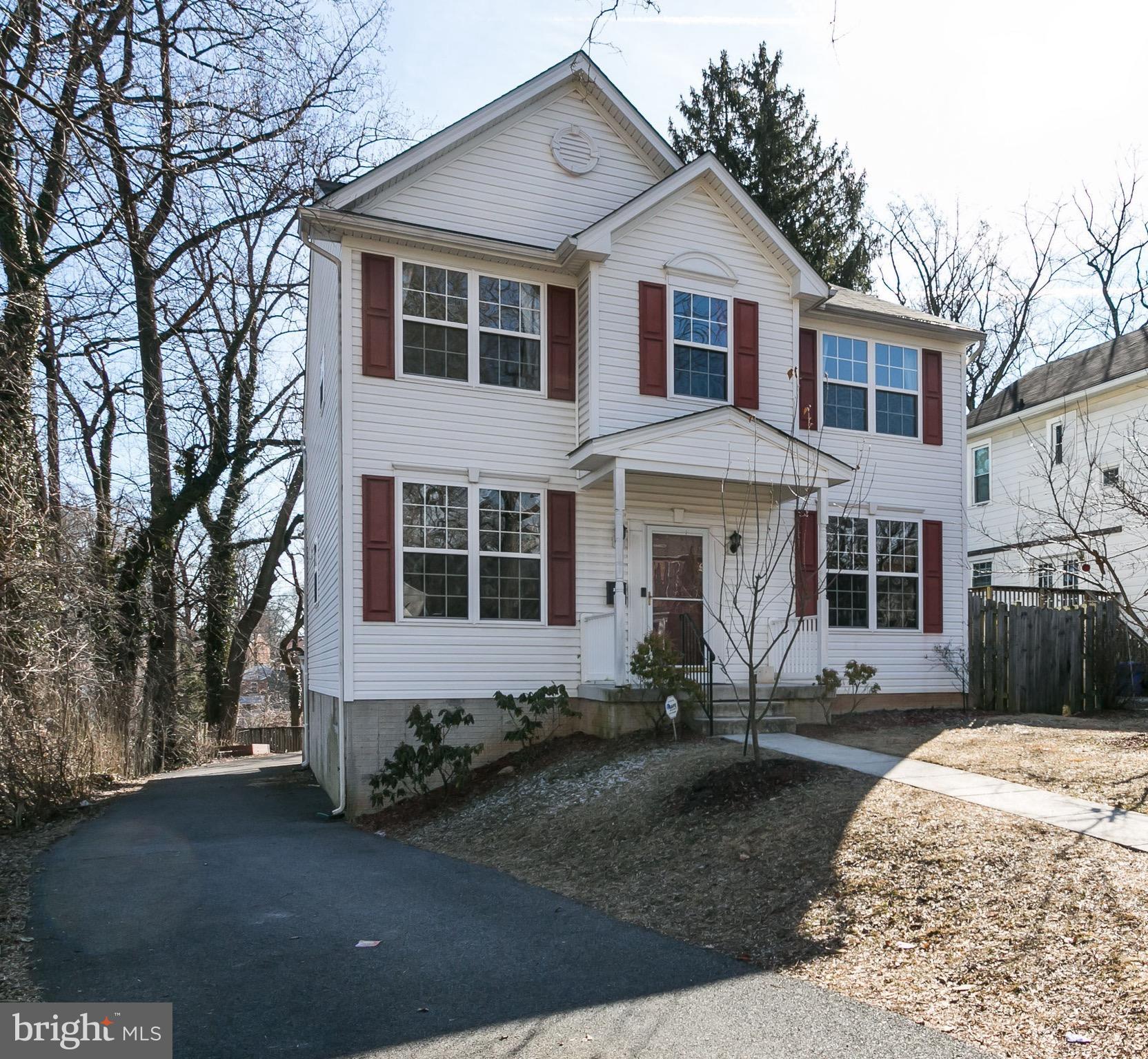 3211 Pinkney Road Baltimore, MD 21215 - Photo 1 of 30 Exterior (Front)
