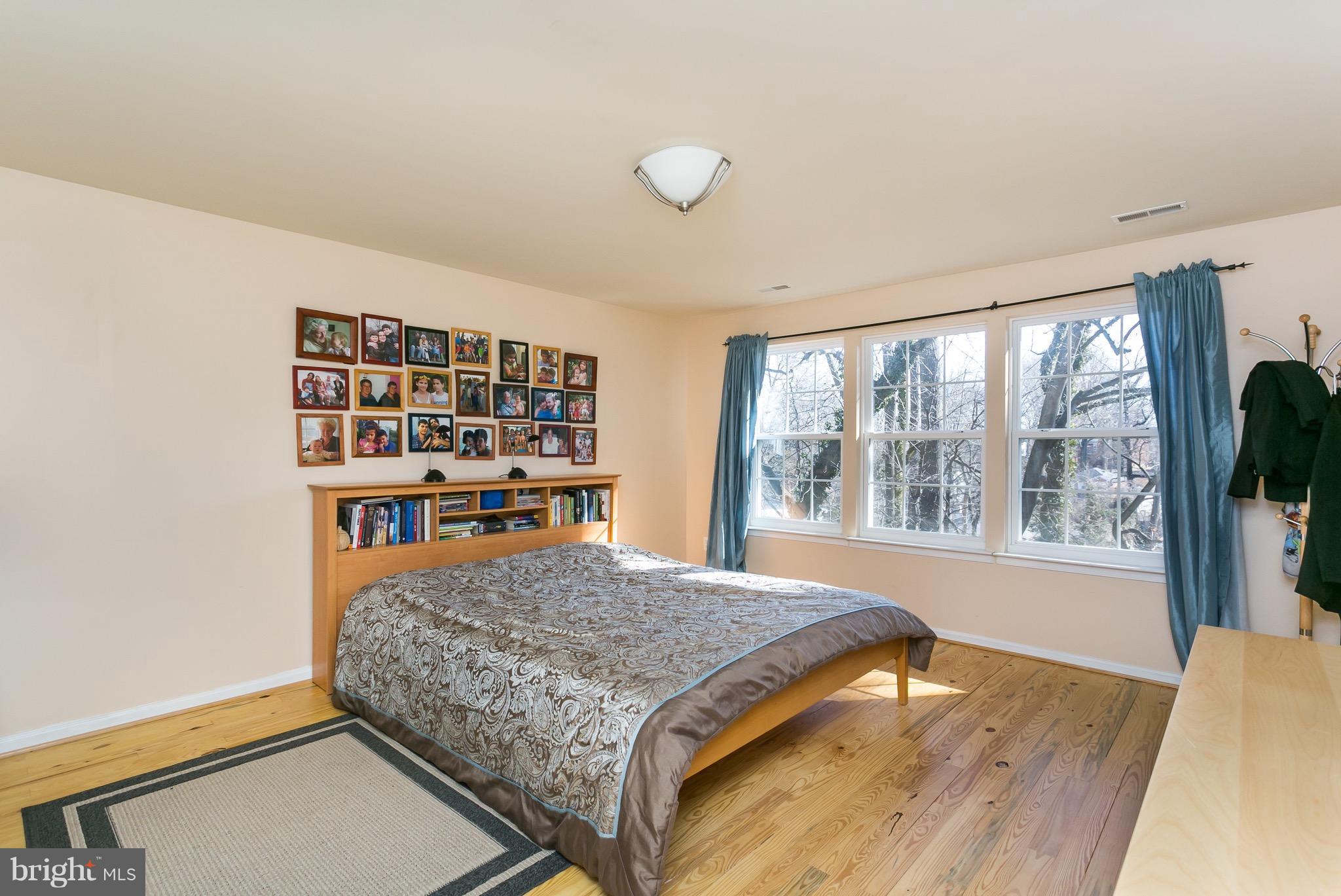 3211 Pinkney Road Baltimore, MD 21215 - Photo 12 of 30 Bedroom (Master)