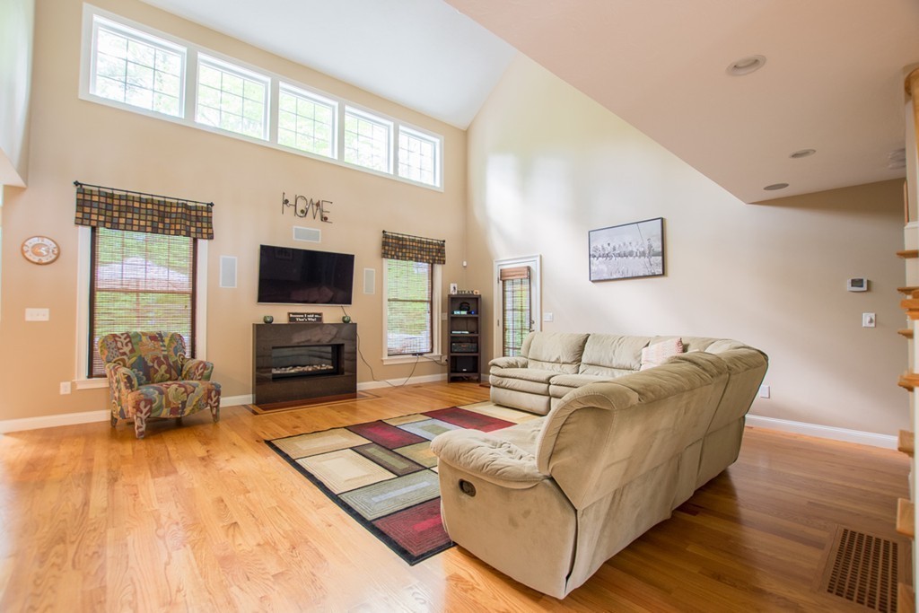30 White Pines Road Bridgewater, MA 02324 - Photo 5 of 27 Gallery Image 5
