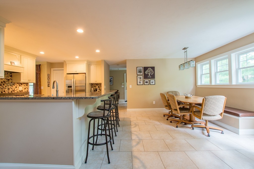 30 White Pines Road Bridgewater, MA 02324 - Photo 6 of 27 Gallery Image 6