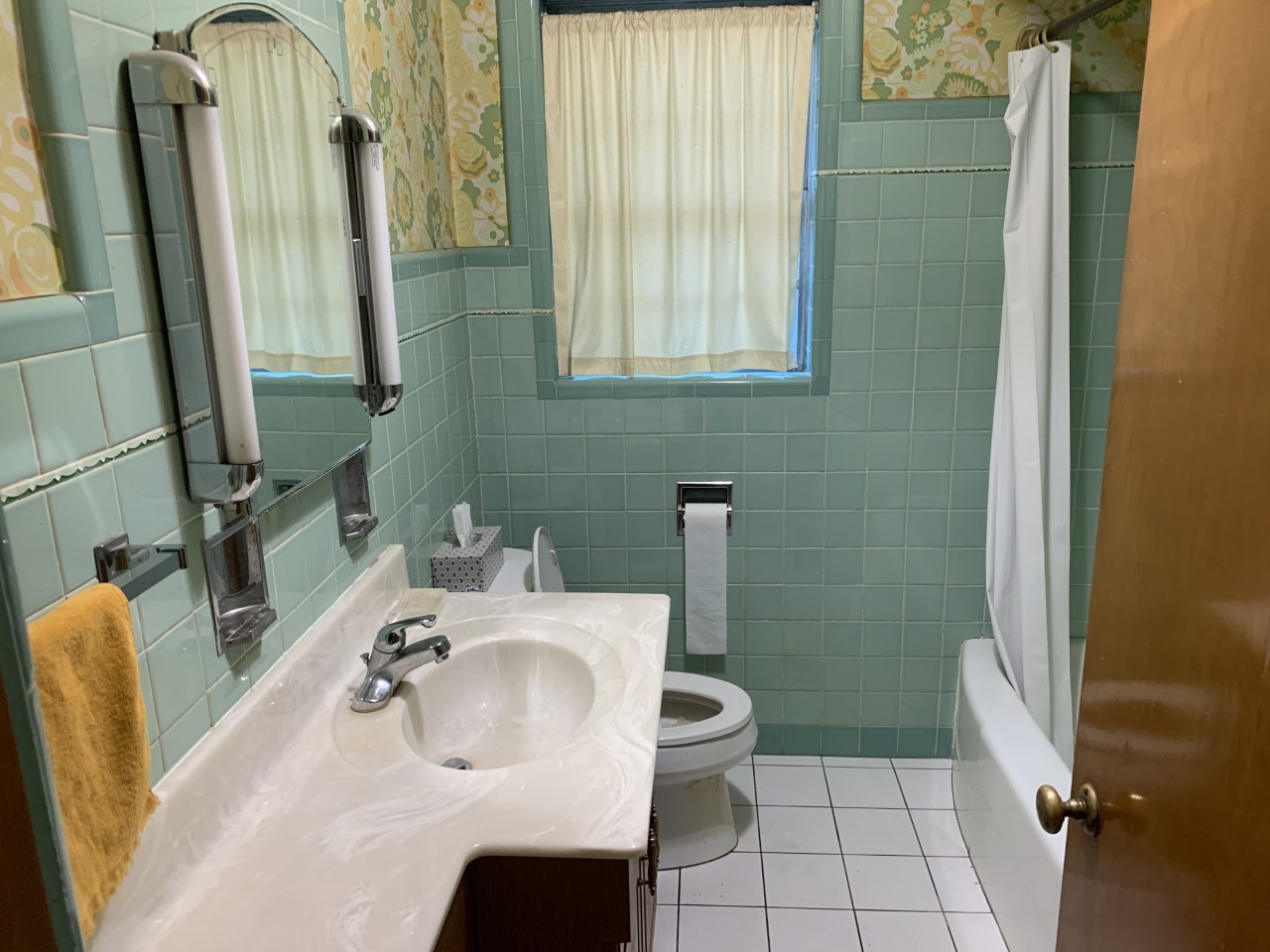 159 Lawton Road Riverside, IL 60546 - Photo 15 of 24
