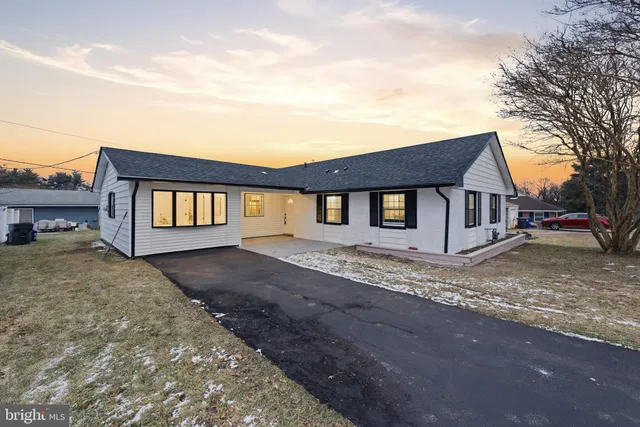 $399,777 | 45 Mosshill Lane, Willingboro, NJ 08046