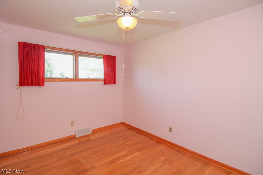 7292 Ward Road Cleveland, OH 44134 - Photo 17 of 35 Gallery Image 17