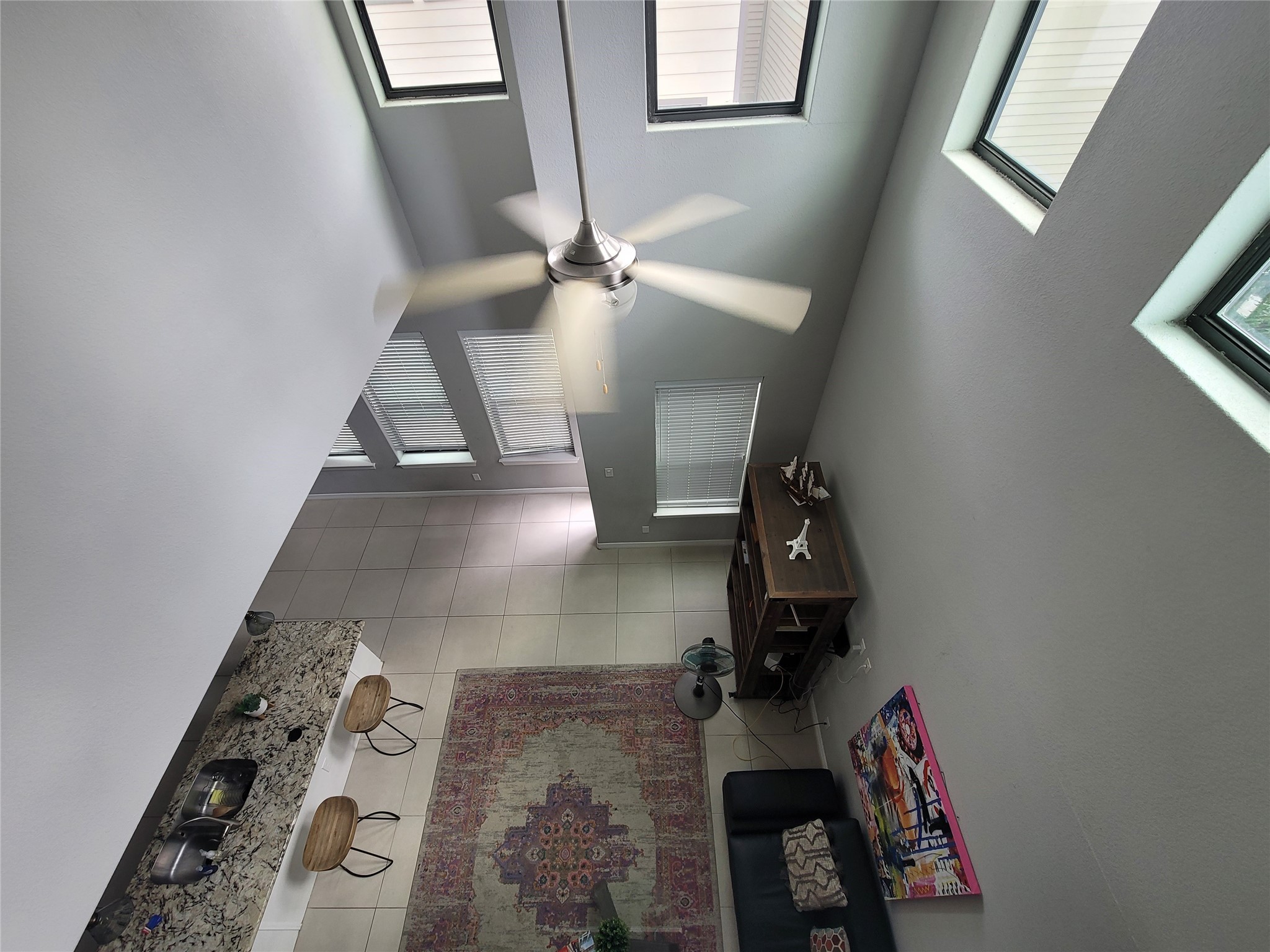 1413 Holly Street, Unit A Houston, TX 77007 - Photo 16 of 33 a view of entryway