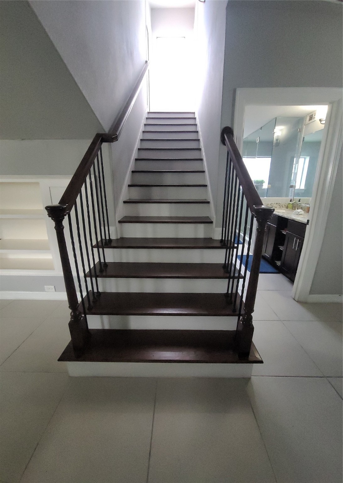 1413 Holly Street, Unit A Houston, TX 77007 - Photo 30 of 33 a view of entryway