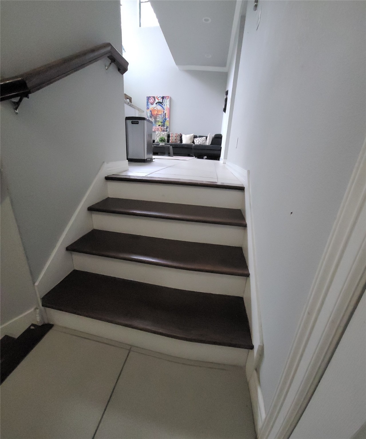 1413 Holly Street, Unit A Houston, TX 77007 - Photo 9 of 33 a view of entryway