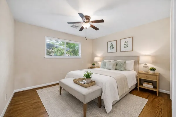 $2,700 | 1607 Willowby Drive, Houston, TX 77008