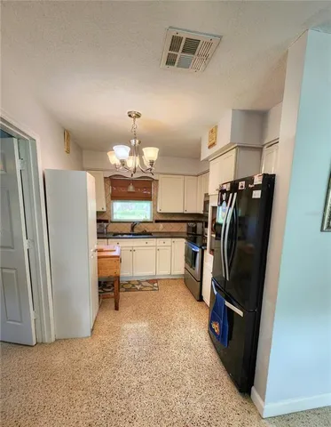 $3,000 | 11645 Oxford Street, Seminole, FL 33772