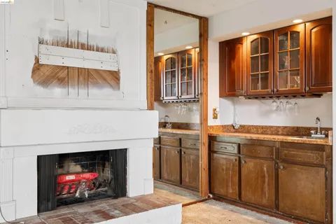 $439,000 | 7360 Meadowgate Drive, Sacramento, CA 95823
