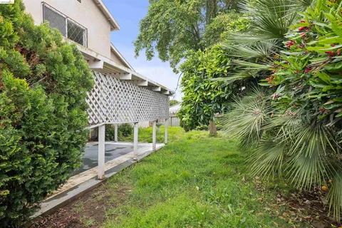 $439,000 | 7360 Meadowgate Drive, Sacramento, CA 95823