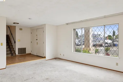 $439,000 | 7360 Meadowgate Drive, Sacramento, CA 95823