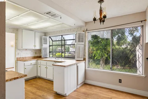 $439,000 | 7360 Meadowgate Drive, Sacramento, CA 95823
