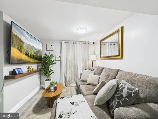 $515,000 | 6803 Ingraham Street, Riverdale, MD 20737