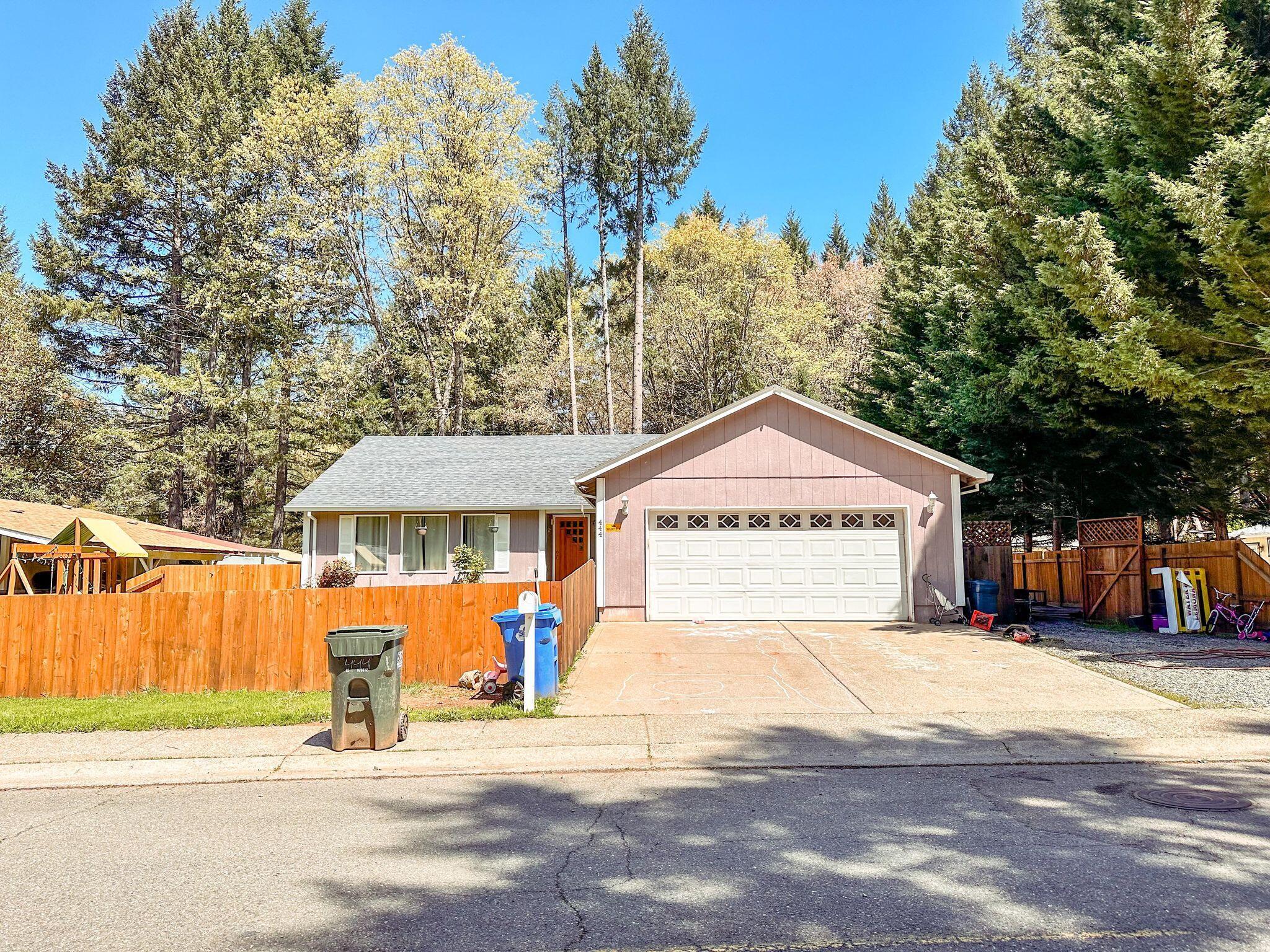 444 Addison Lane Cave Junction, OR 97523 - Photo 44 of 44 444 Main